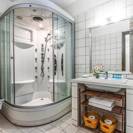 Luxurious With Private Pool